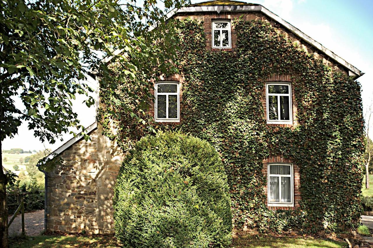 Ruhiges, Gemuetliches Ferienhaus Mit Grossem Garten Waimes Bagian luar foto