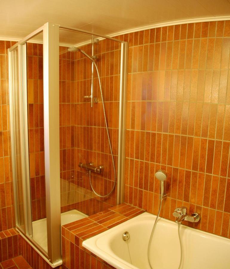 Ruhiges, Gemuetliches Ferienhaus Mit Grossem Garten Waimes Bagian luar foto