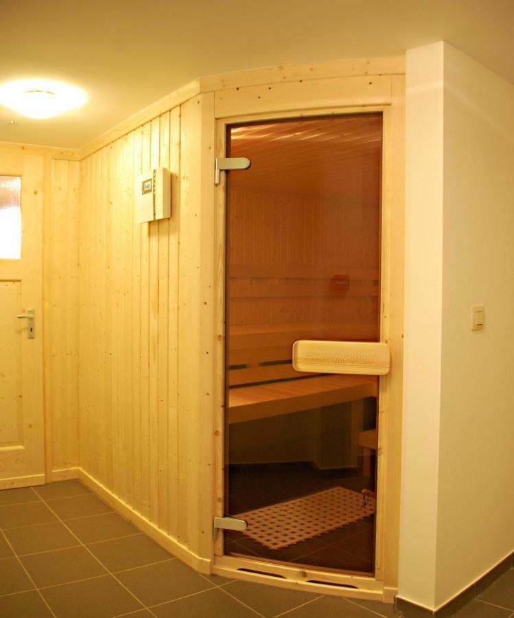 Ruhiges, Gemuetliches Ferienhaus Mit Grossem Garten Waimes Bagian luar foto